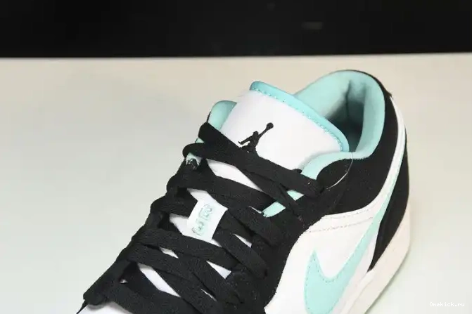 One Kick 1 Jordan Air Low CQ9828-131 Green Island 0618